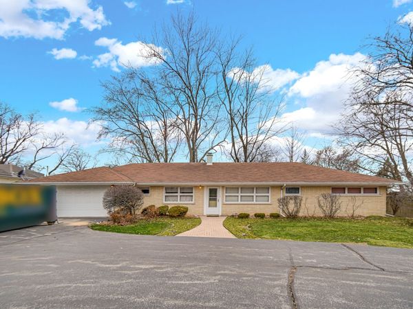 22900 Governors Highway , Matteson, IL 60443