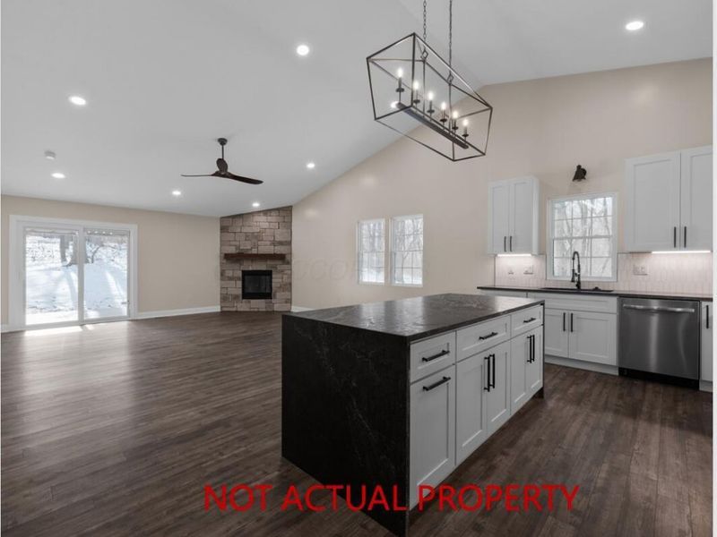 61 Greenbriar Court , Howard, OH 43028 Photo 2