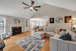 725 Bunkhouse Drive photo 4