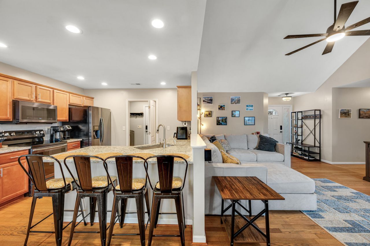 725 Bunkhouse Drive Photo 7