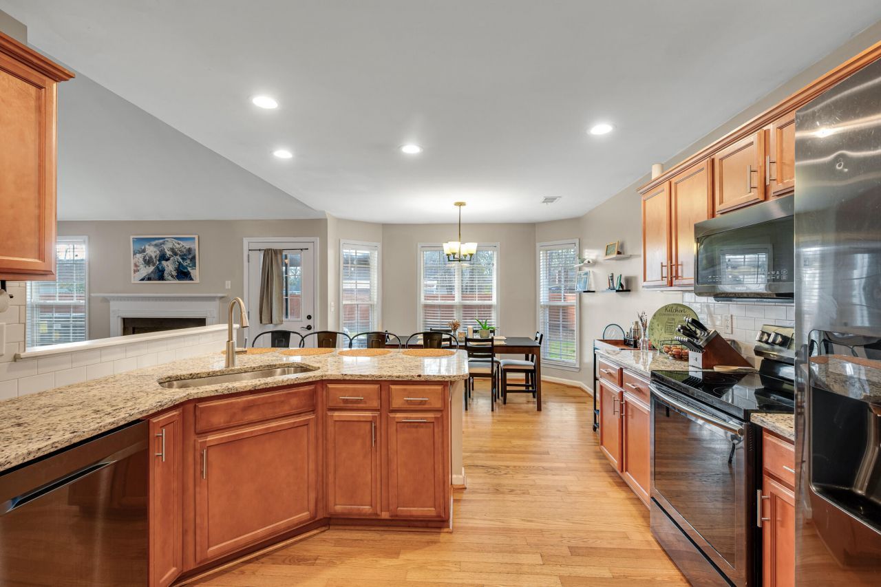 725 Bunkhouse Drive Photo 8