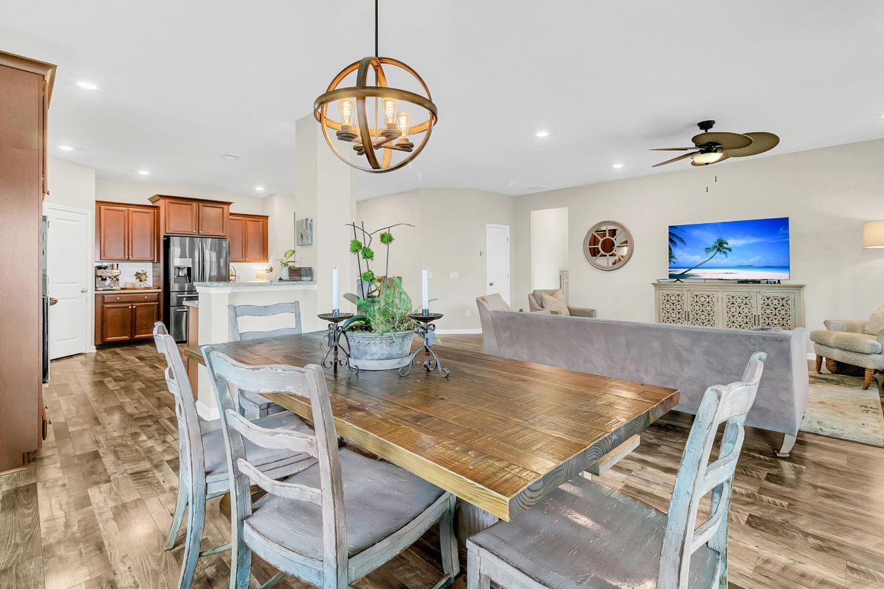 9920 Winged Elm Street Photo 16