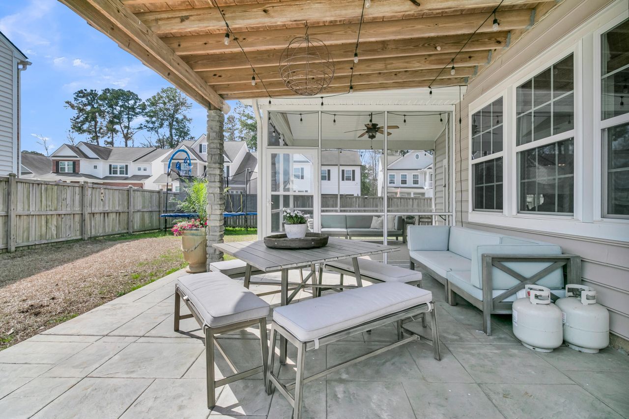 9920 Winged Elm Street Photo 39