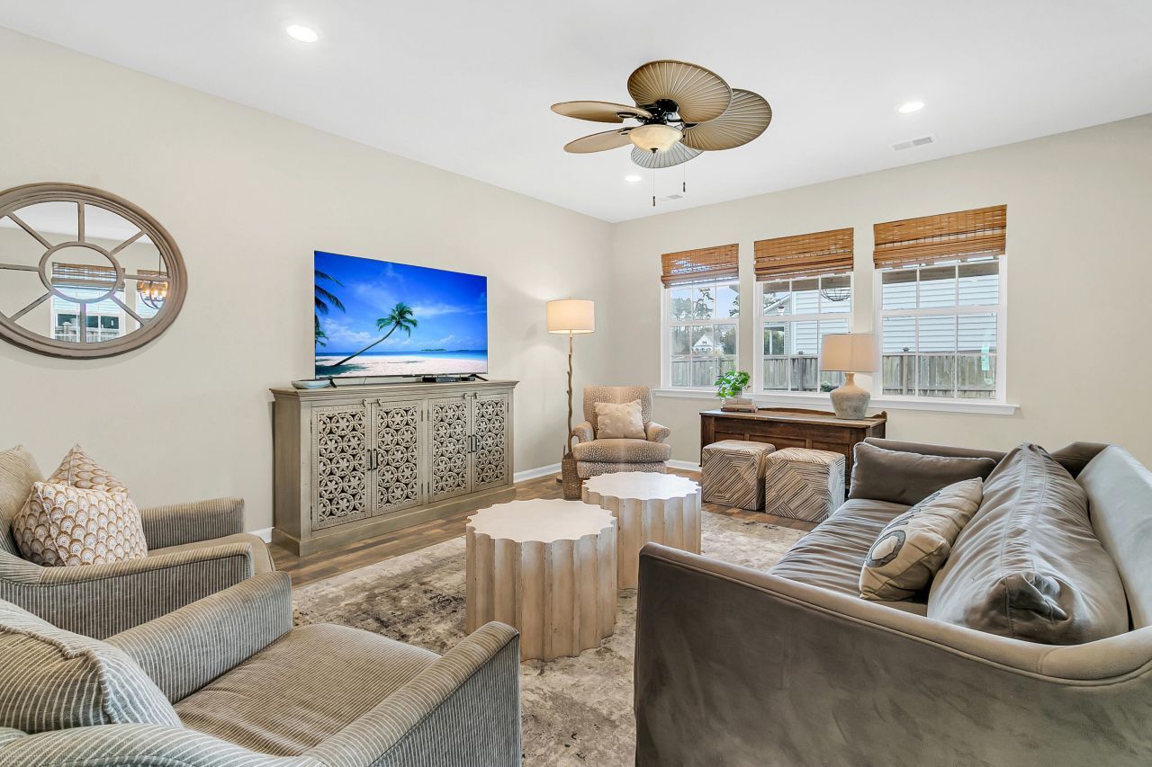 9920 Winged Elm Street Photo 8