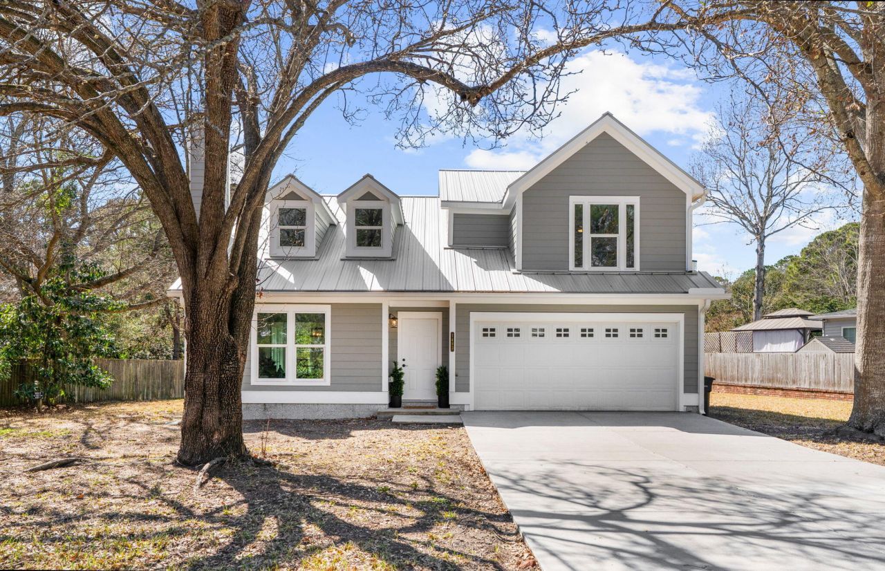 1483 Diamond Boulevard Photo 1