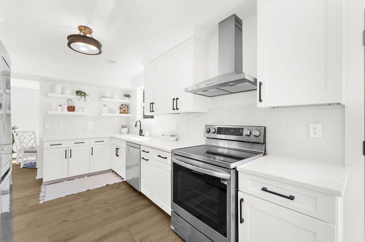 1483 Diamond Boulevard Photo 18