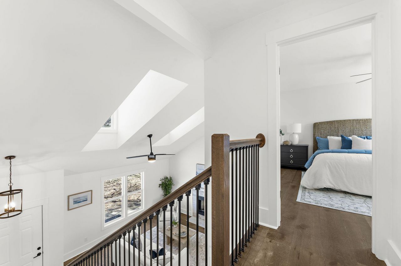 1483 Diamond Boulevard Photo 25