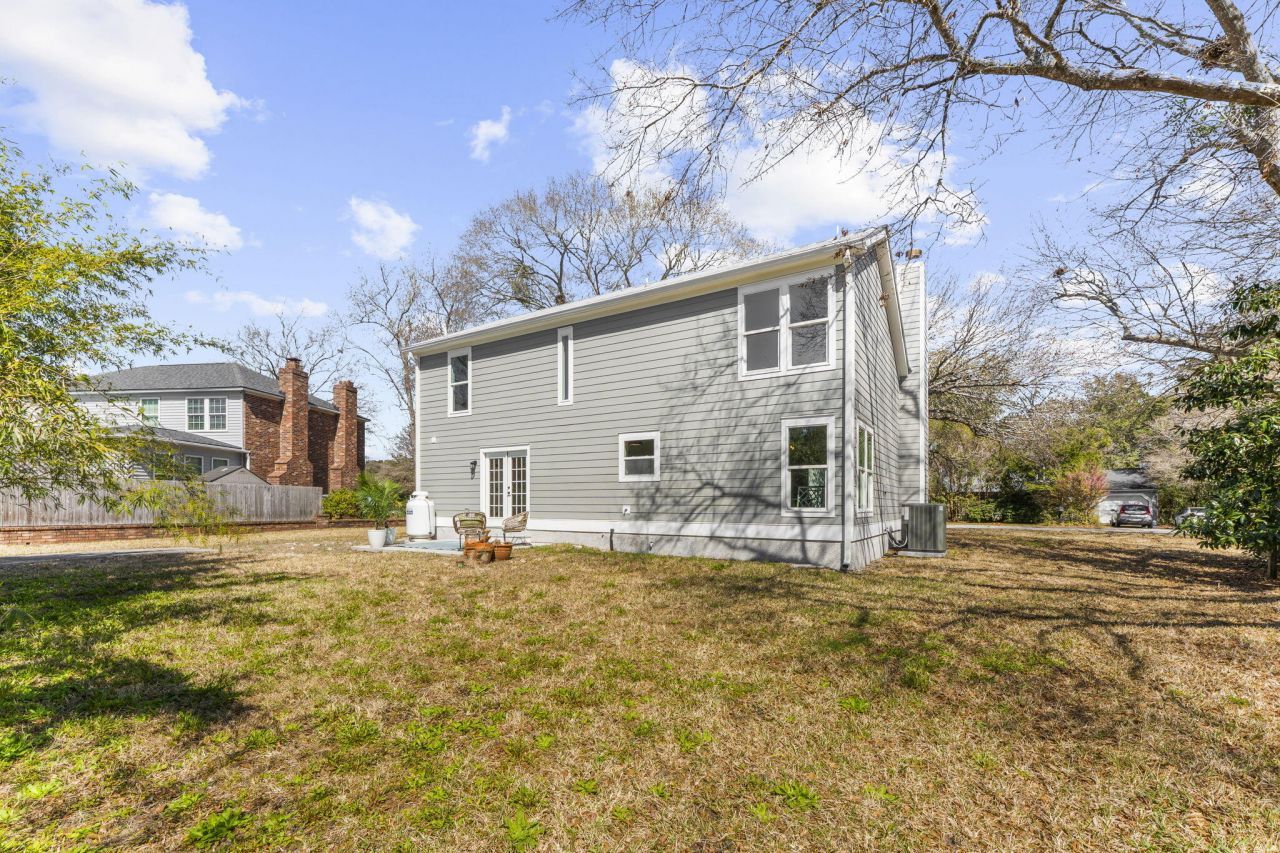 1483 Diamond Boulevard Photo 43