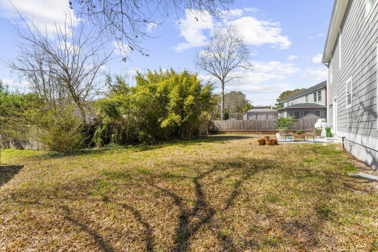 1483 Diamond Boulevard Photo 44