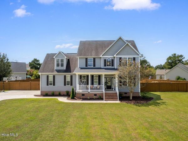 337 Oakmont Drive , Hampstead, NC 28443