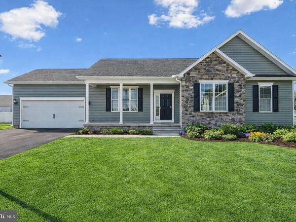 7 CHICKADEE COURT , GETTYSBURG, PA 17325