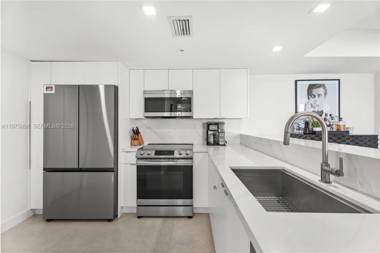 650 West Ave , Unit 2303, Miami Beach, FL 33139 Photo