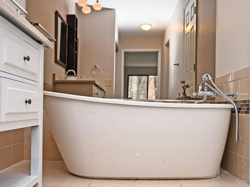 39 Rolling Hills Court, Wyoming, OH 45215 Photo 29