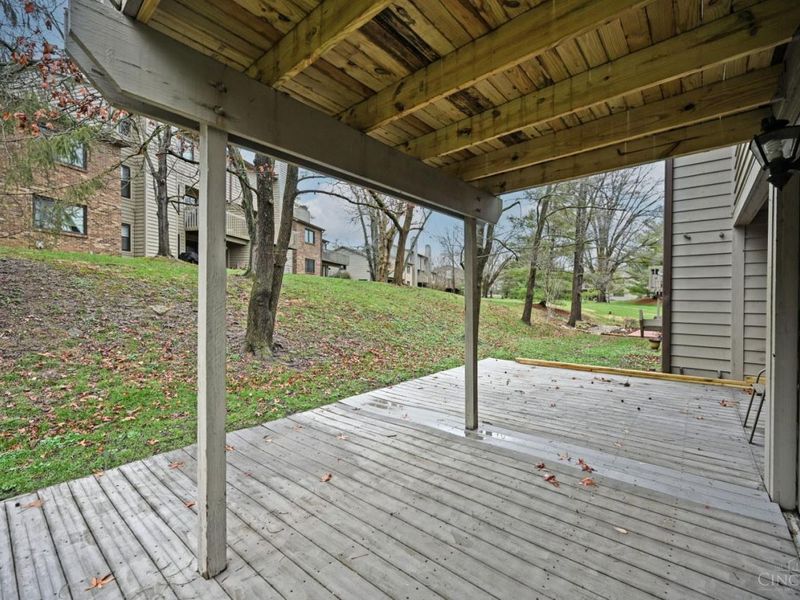 39 Rolling Hills Court, Wyoming, OH 45215 Photo 37