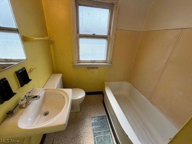 12905 Sprecher Avenue, Cleveland, OH 44135 Photo 10