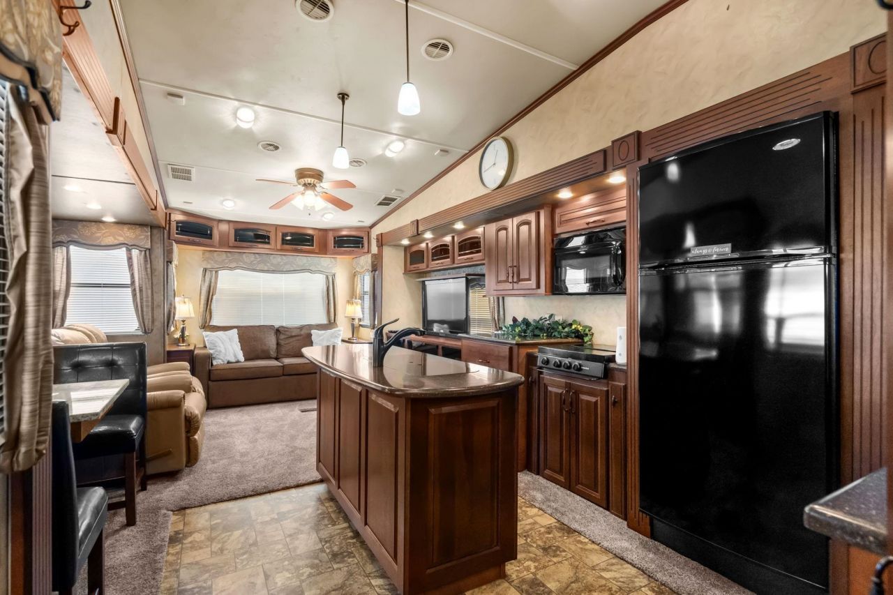 6001-5515 S Kings Hwy. Photo 15