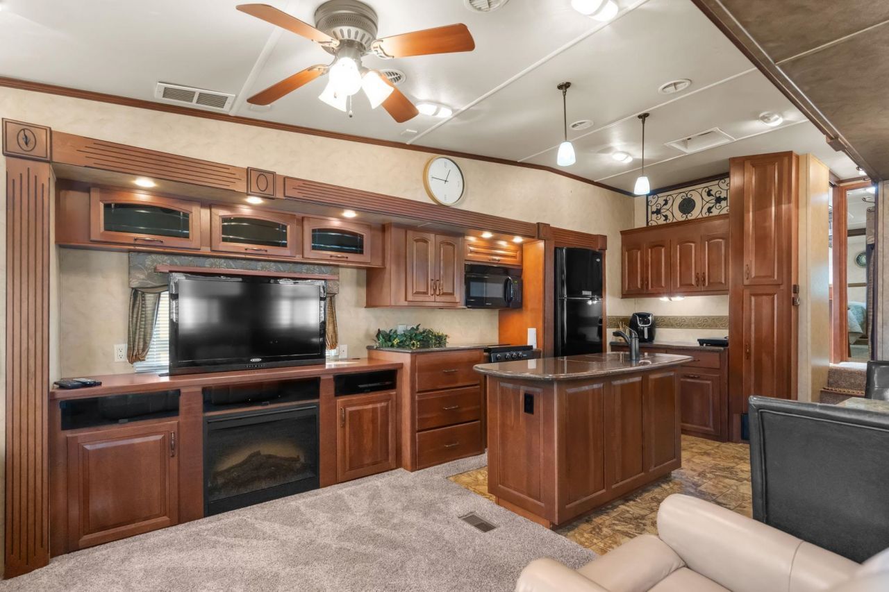 6001-5515 S Kings Hwy. Photo 20