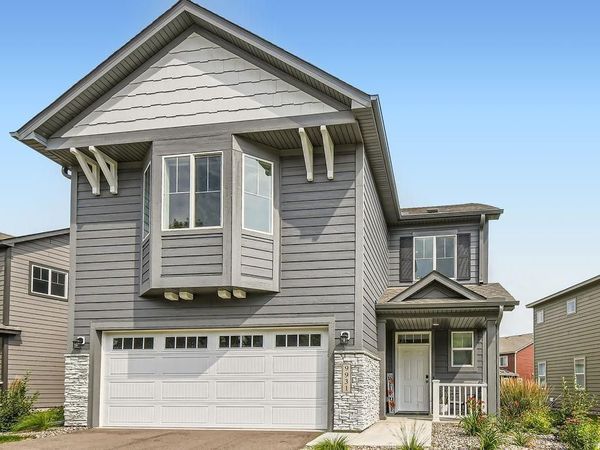9931 Bluebird Street NW, Coon Rapids, MN 55433
