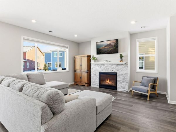 9931 Bluebird Street NW, Coon Rapids, MN 55433