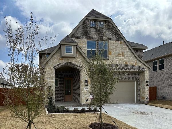 1009 River Oaks Drive, Godley, TX 76044