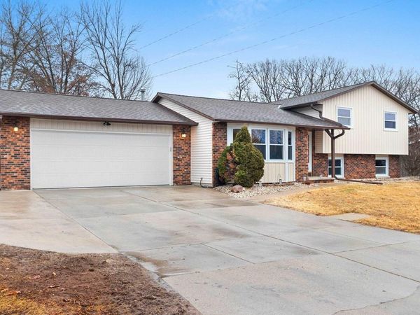 499 TYROLIAN DRIVE, Green Bay, WI 54302