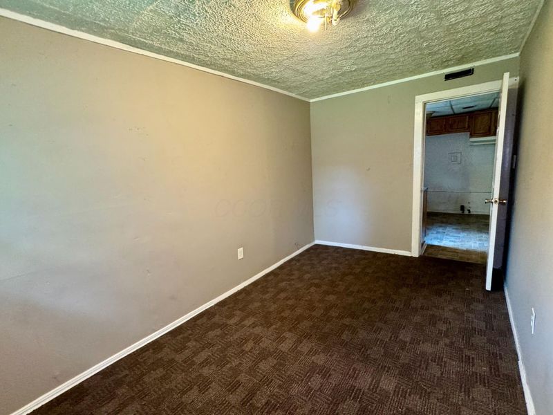 211 E Central Avenue, Delaware, OH 43015 Photo 7