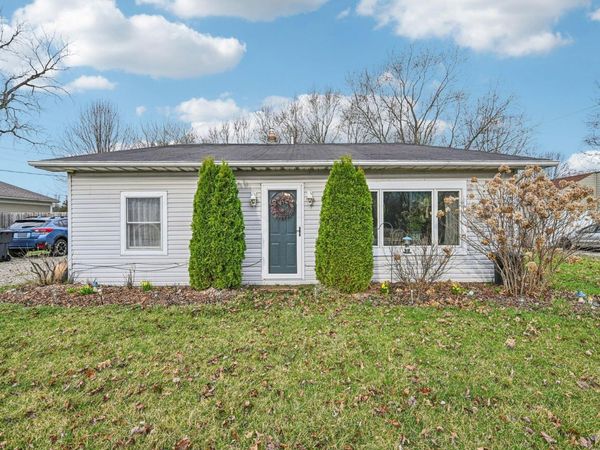 6136 Mink Street SW, Pataskala, OH 43062