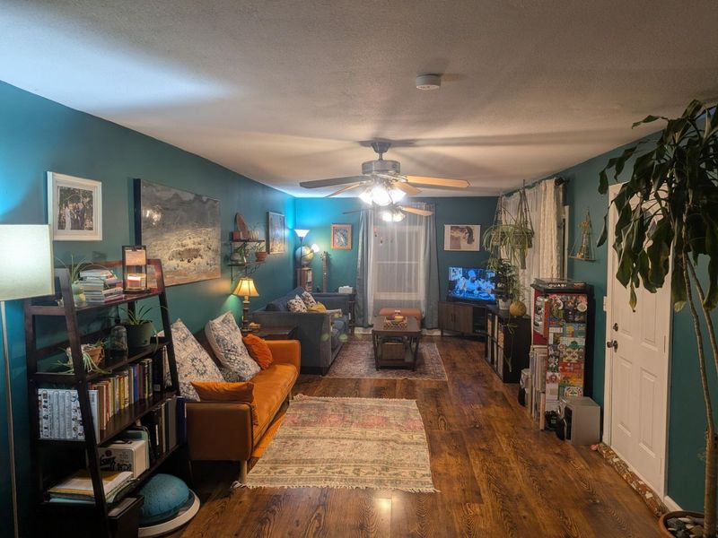 6136 Mink Street SW, Pataskala, OH 43062 Photo 2