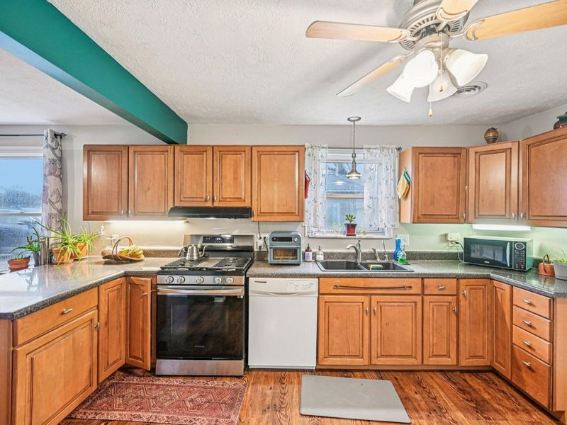 6136 Mink Street SW, Pataskala, OH 43062 Photo 9