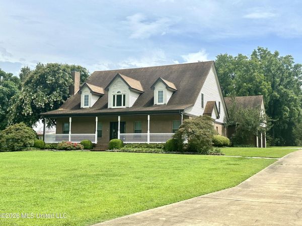 4045 Davall Drive, Olive Branch, MS 38654