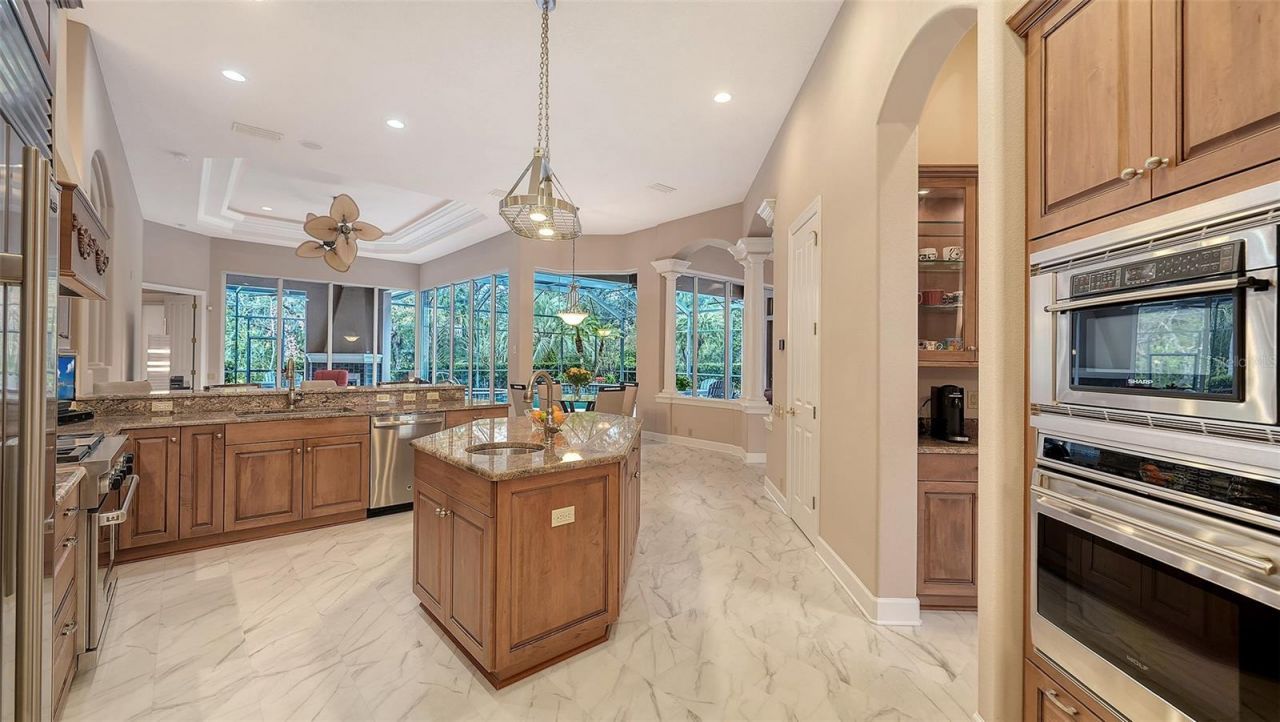 6903 Winners Circle, Lakewood Ranch, FL 34202 Photo