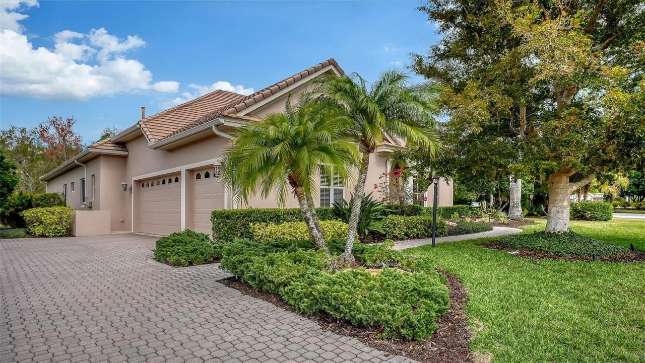 6903 Winners Circle, Lakewood Ranch, FL 34202 Photo