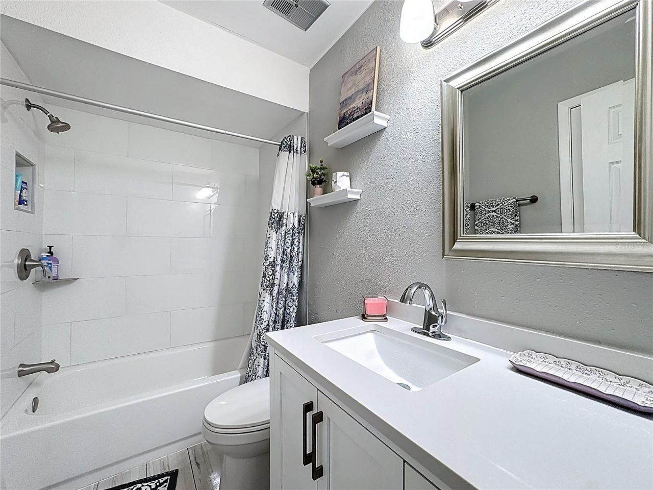 139 Carolwood Boulevard , Fern Park, FL 32730 Photo