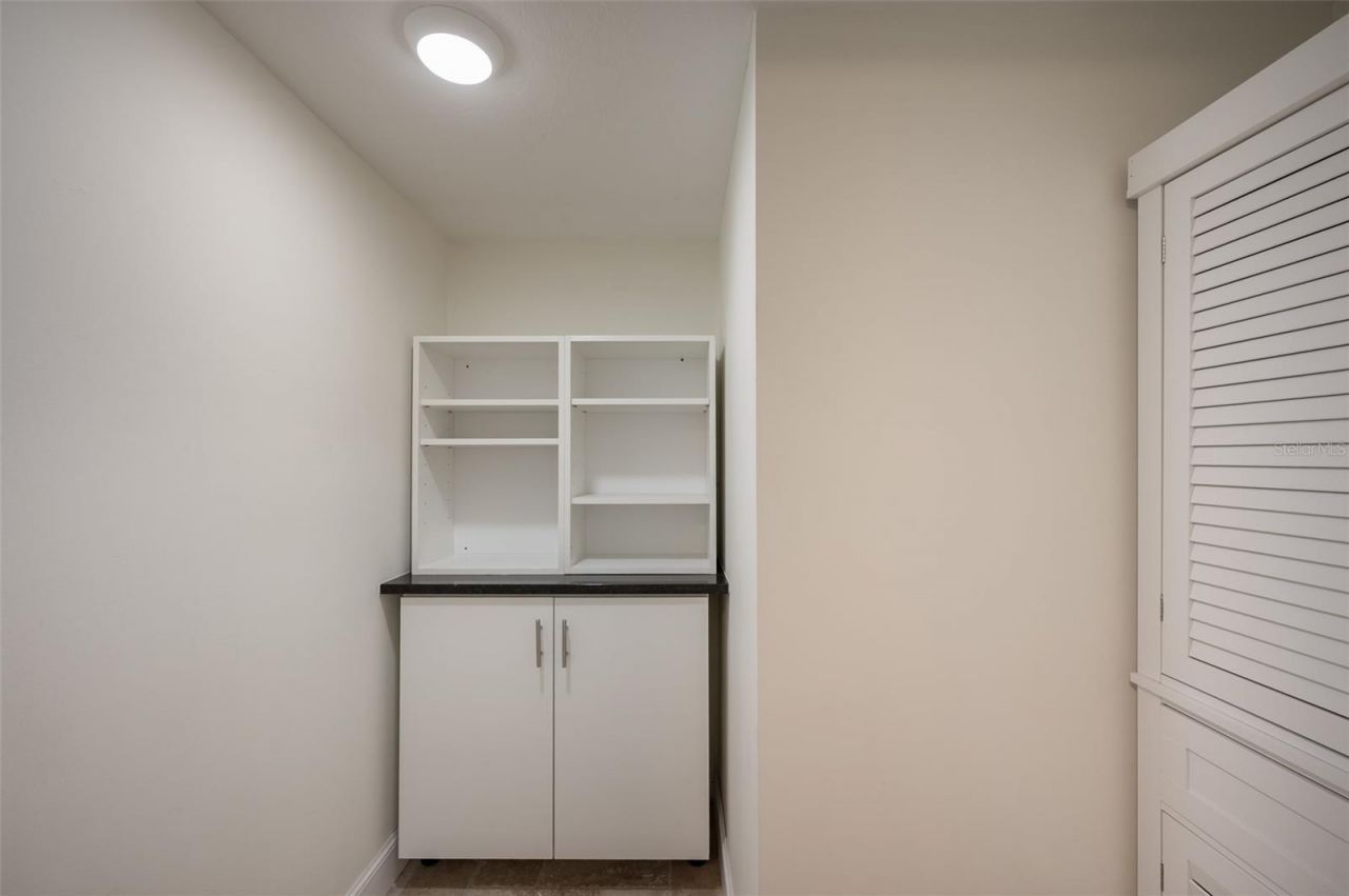 101 S Gulfstream Avenue, Unit 7D, Sarasota, FL 34236 Photo