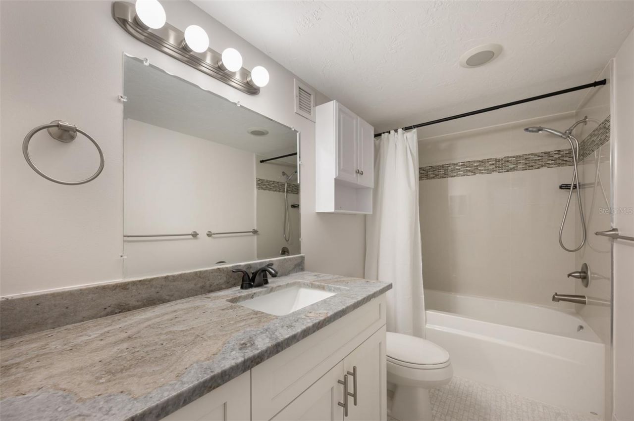 101 S Gulfstream Avenue, Unit 7D, Sarasota, FL 34236 Photo