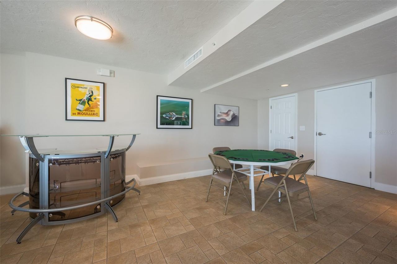 101 S Gulfstream Avenue, Unit 7D, Sarasota, FL 34236 Photo