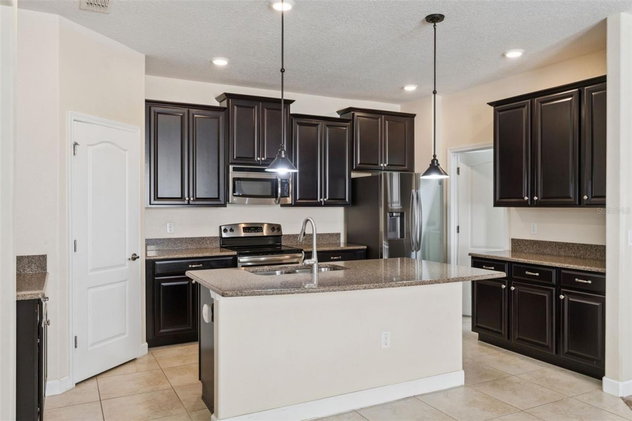 1966 Pantheon Drive, Winter Garden, FL 34787 Photo