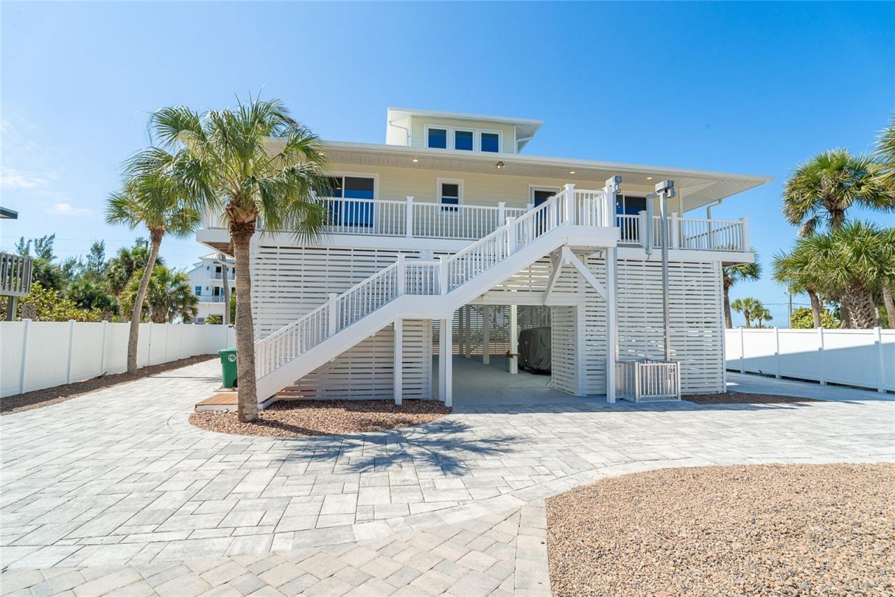 230 N Gulf Boulevard, Placida, FL 33946 Photo