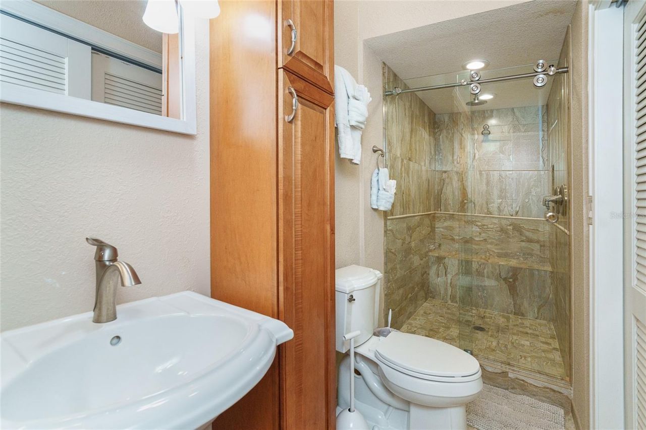 230 N Gulf Boulevard, Placida, FL 33946 Photo