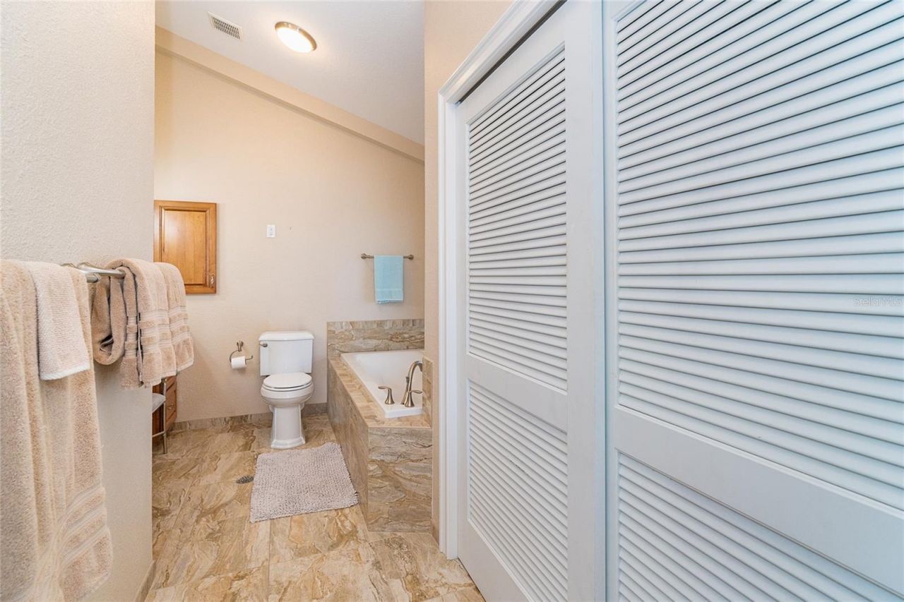 230 N Gulf Boulevard, Placida, FL 33946 Photo