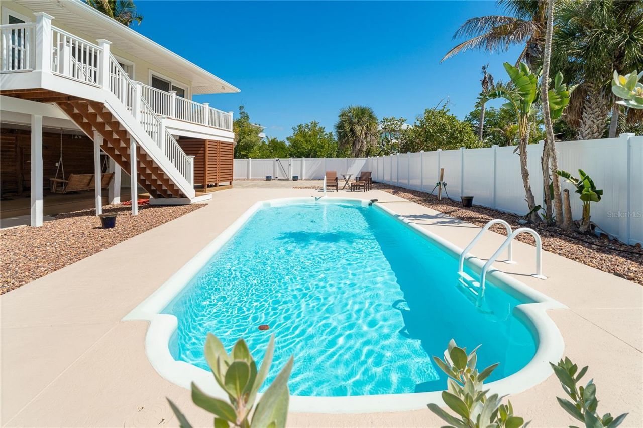 230 N Gulf Boulevard, Placida, FL 33946 Photo