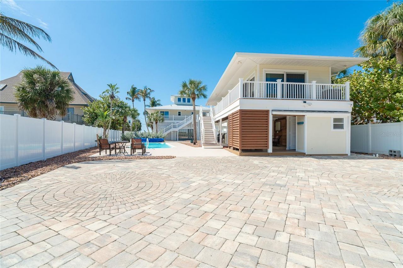 230 N Gulf Boulevard, Placida, FL 33946 Photo