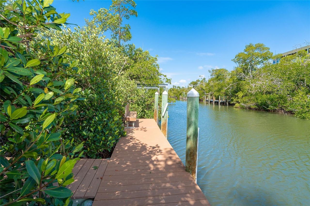 230 N Gulf Boulevard, Placida, FL 33946 Photo