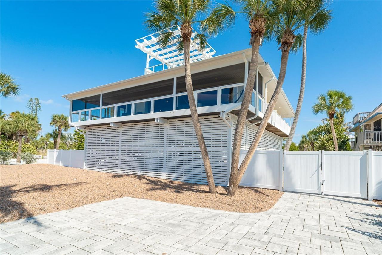 230 N Gulf Boulevard, Placida, FL 33946 Photo