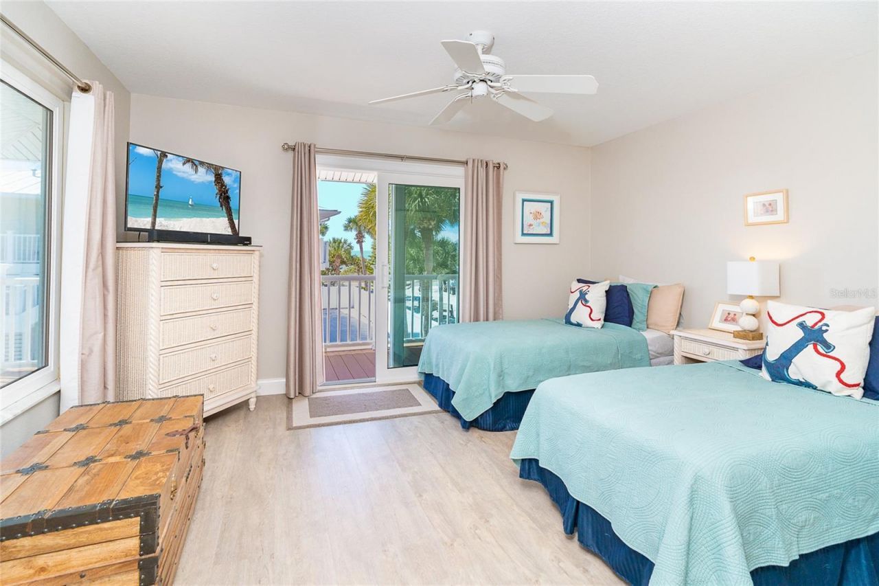 230 N Gulf Boulevard, Placida, FL 33946 Photo