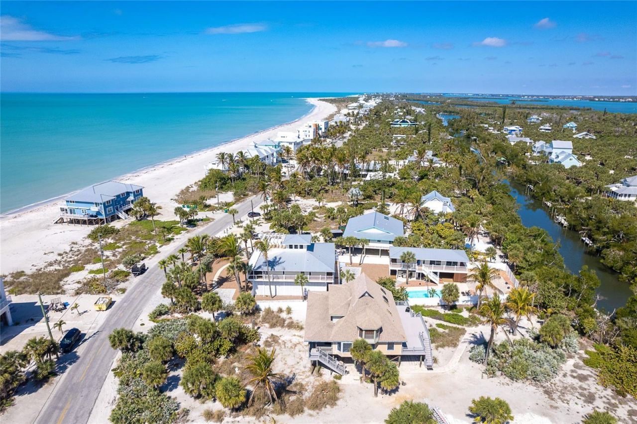 230 N Gulf Boulevard, Placida, FL 33946 Photo