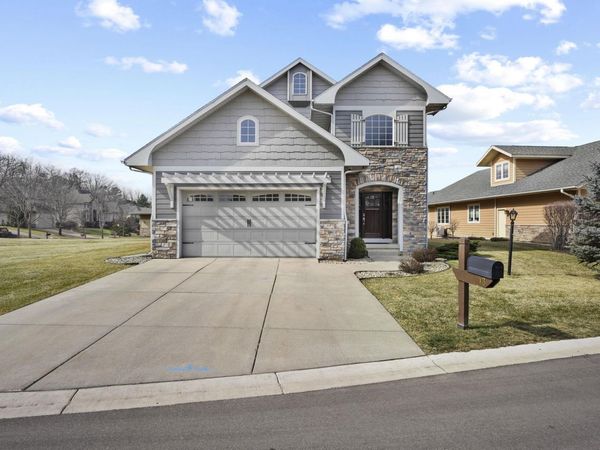 13 Arboredge Way, Fitchburg, WI 53711