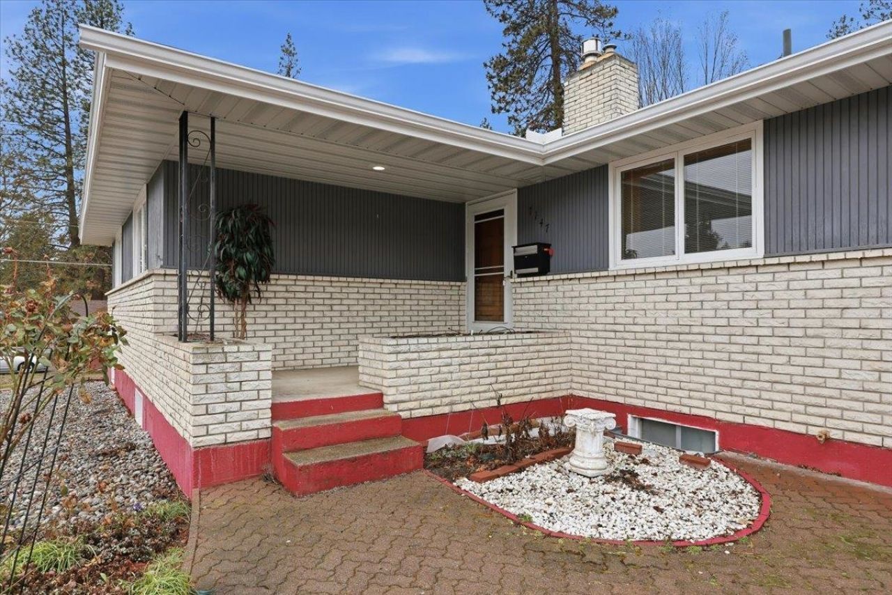 7147 N Fleming St, Spokane, WA 99208 Main Photo