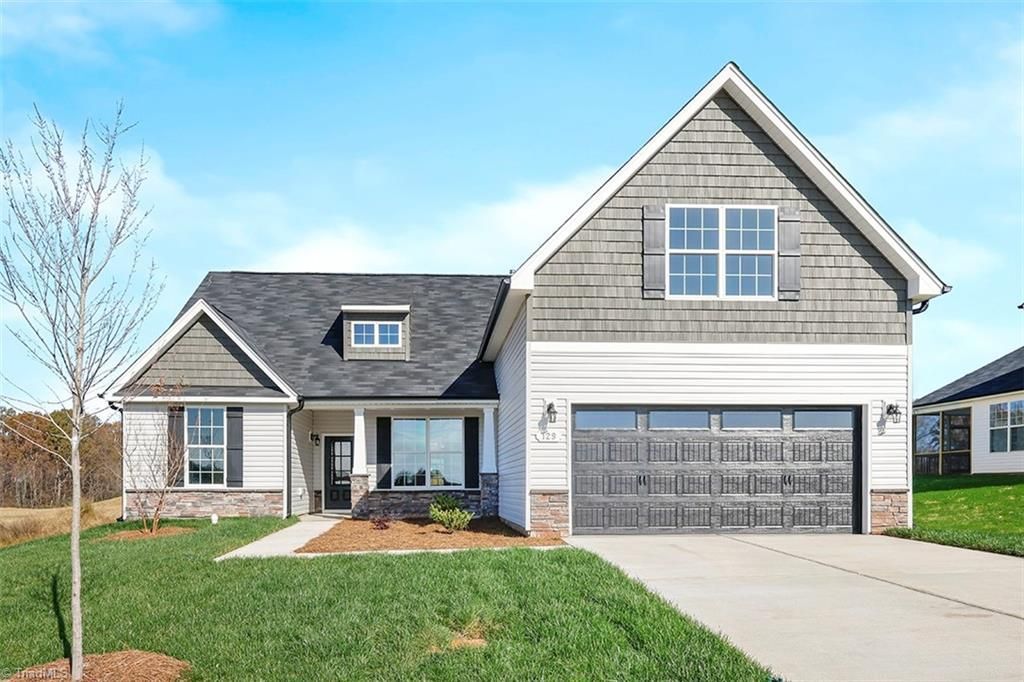 125 Rocky Maple Drive, King, NC 27021 Main Photo