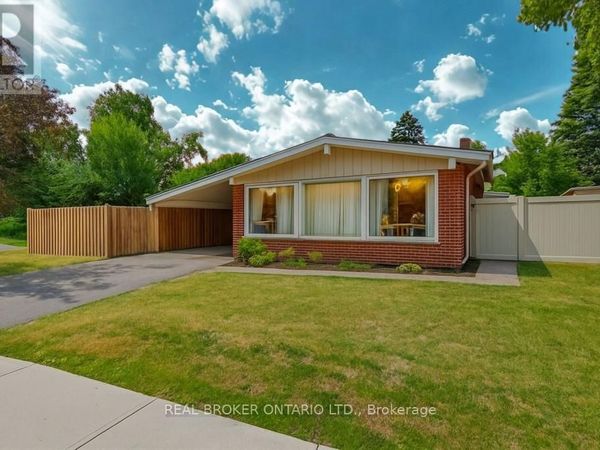 2061 Featherston Drive, Unit 2, Ottawa, ON K1H6R1